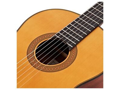 Yamaha CG122MS CLASSICAL ACOUSTIC GUITAR click to zoom image